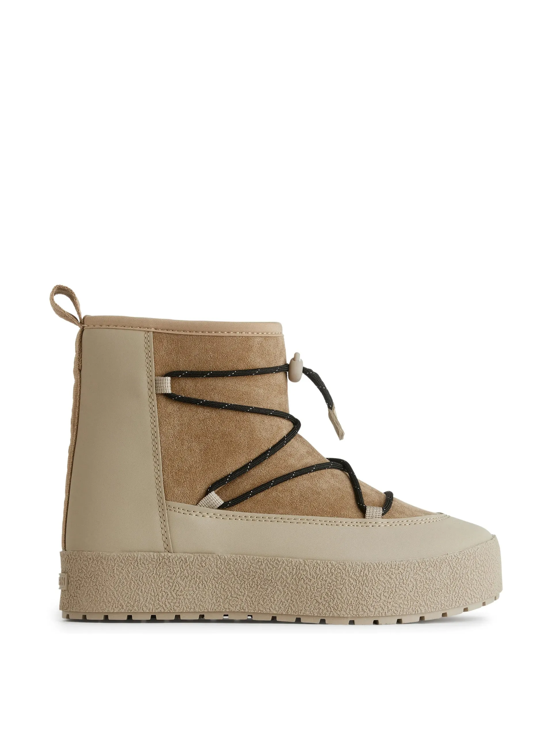 Beige low boots