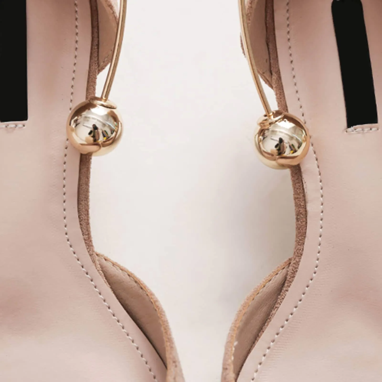 (Clean Up - US 7) Pearl Buckle Pointed Toe Flat Loafers