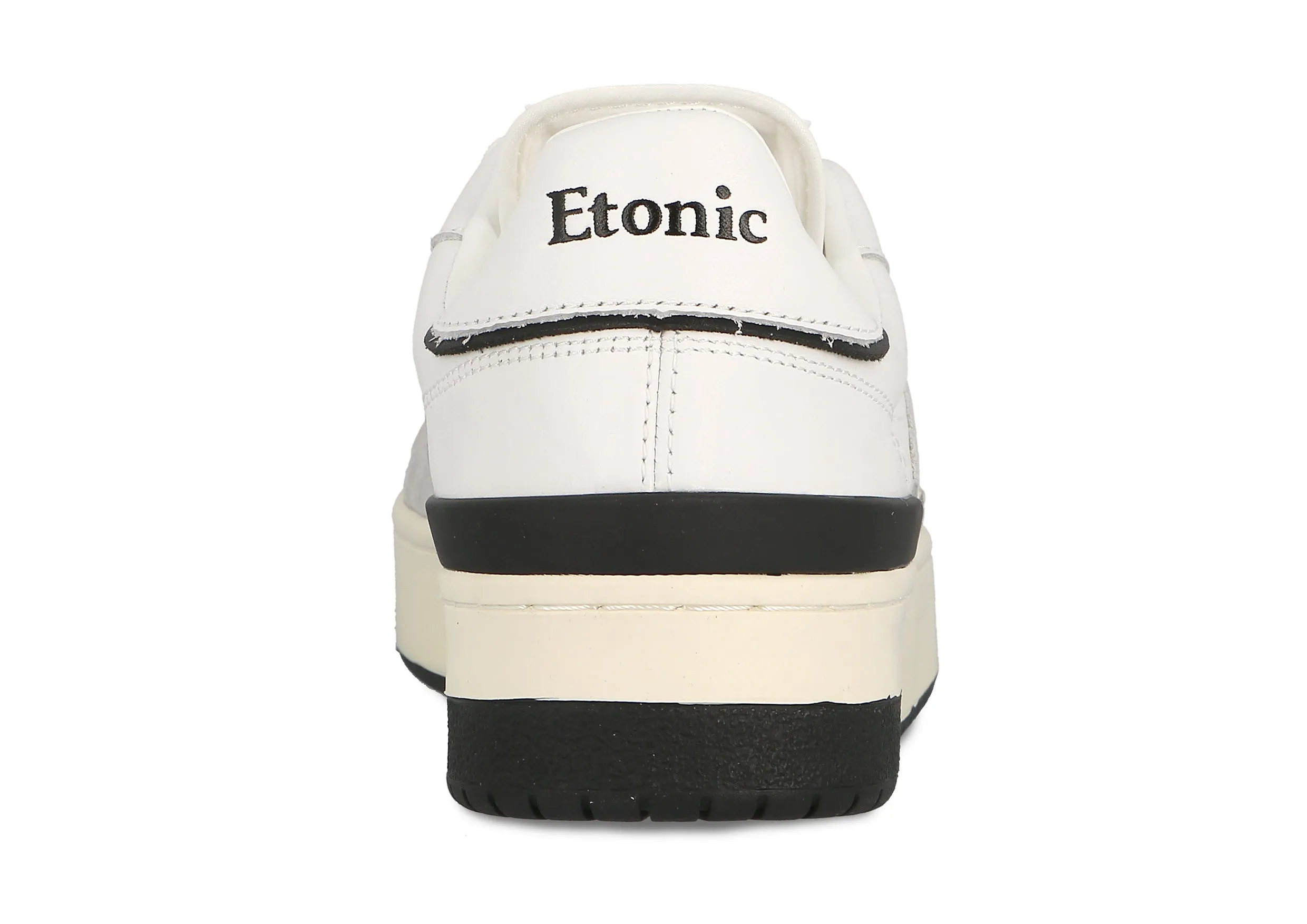 Etonic B481 sneakers in white leather and light grey suede with black inserts and details.