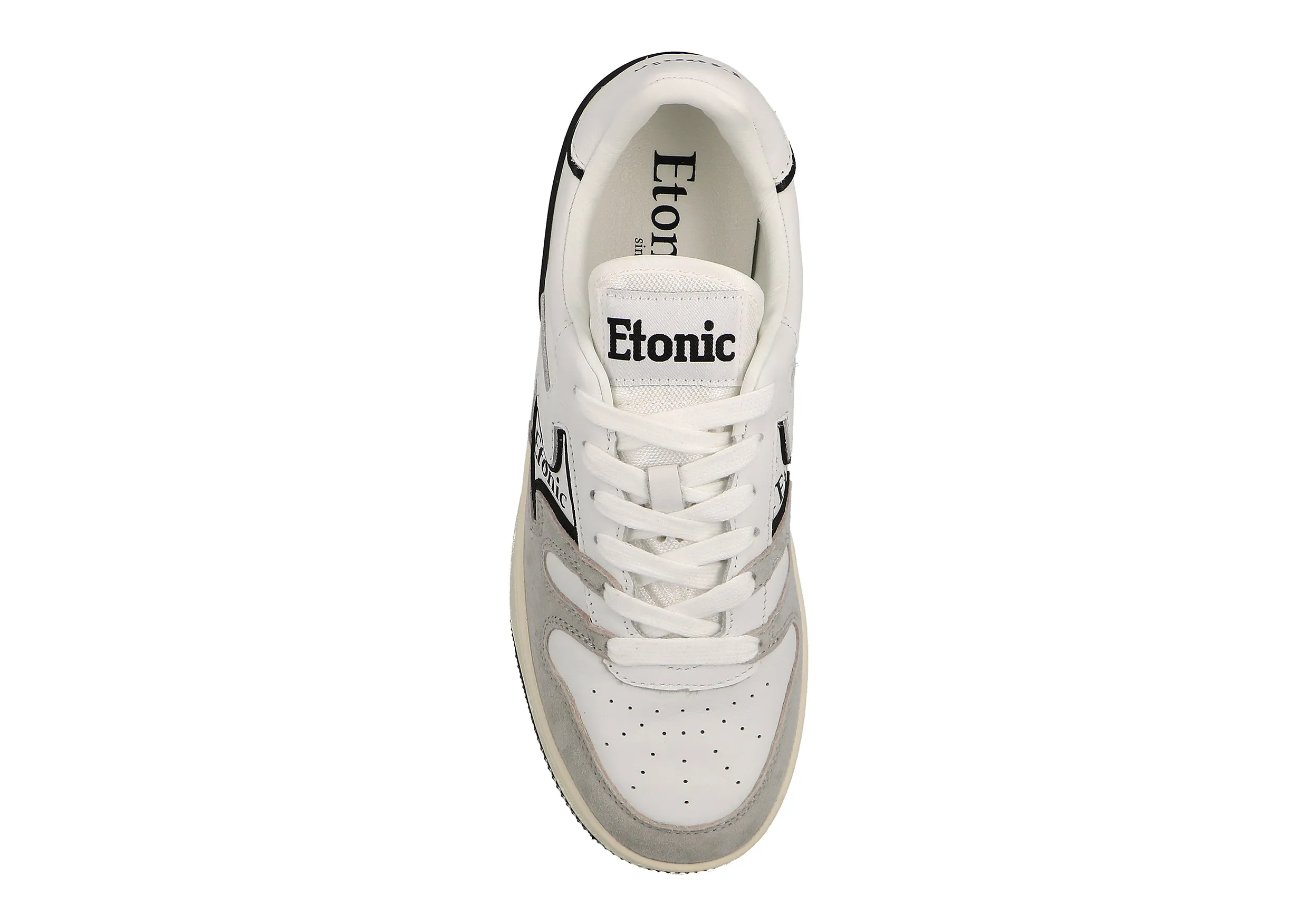 Etonic B481 sneakers in white leather and light grey suede with black inserts and details.