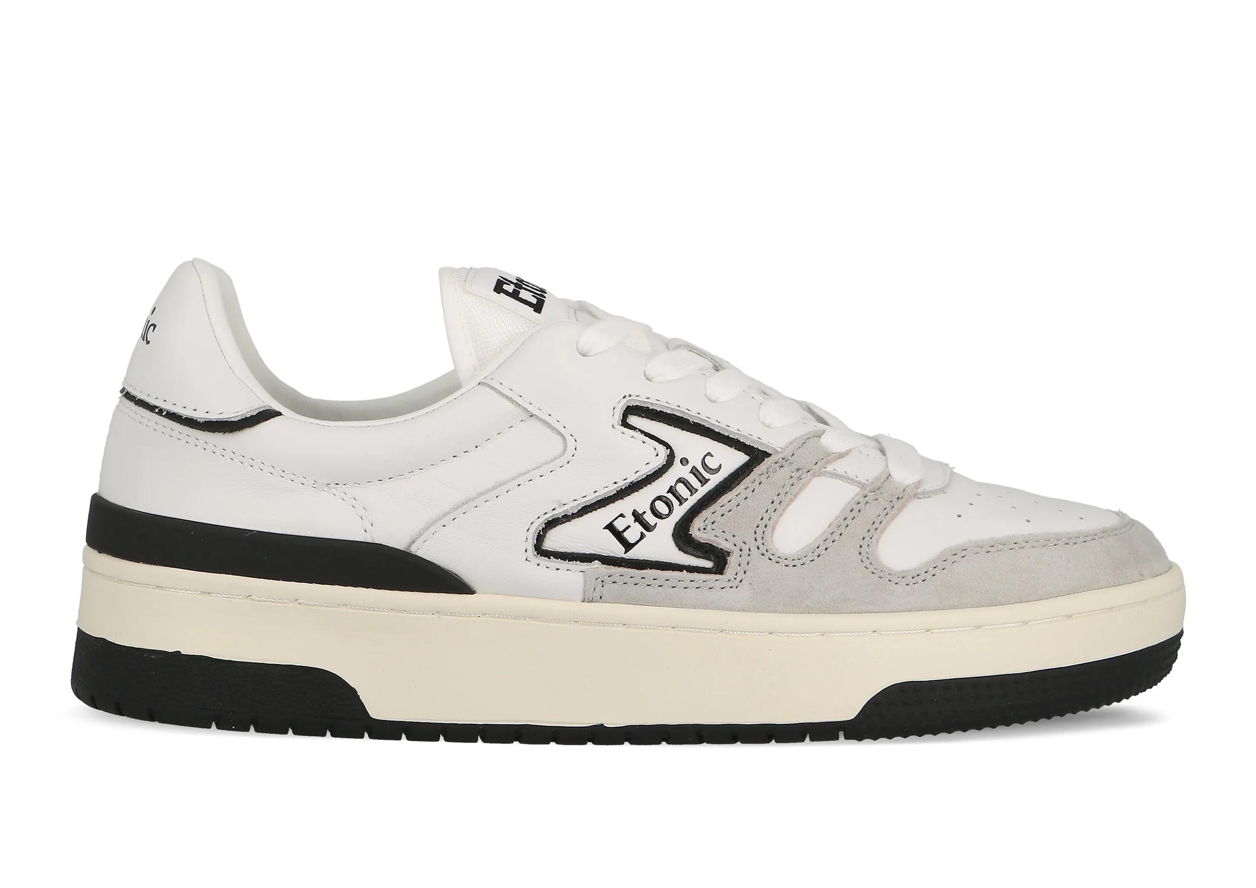 Etonic B481 sneakers in white leather and light grey suede with black inserts and details.