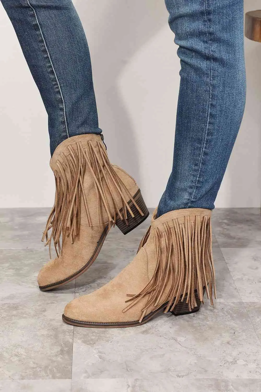 Legend Fringe Western Chelsea Boots (Tan Color)