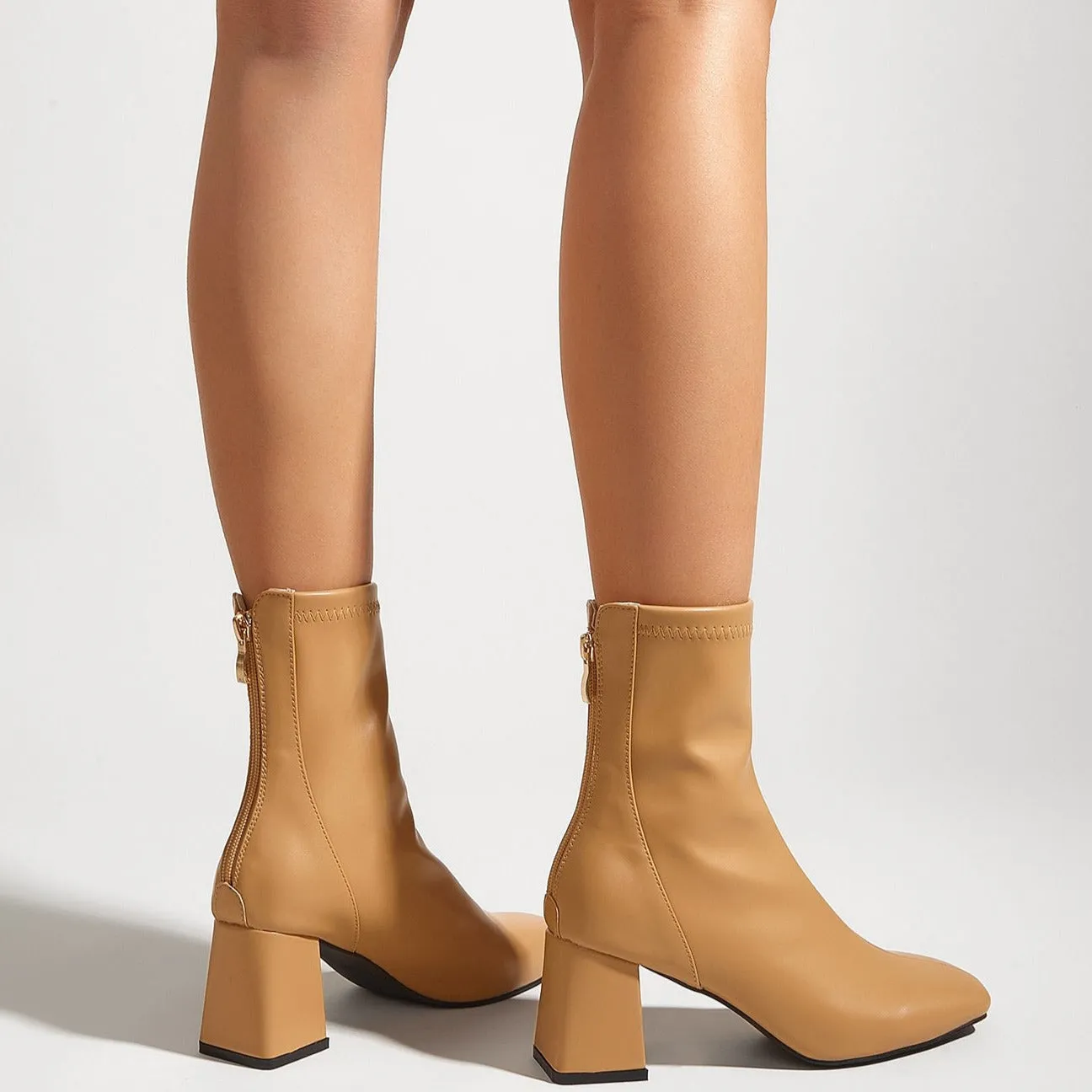 Minimalist Thick Heeled Back Zipper Short Boots