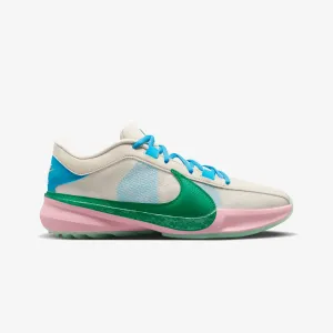 Nike | FREAK 5 EP  { LT OREWOOD BRN/EMERALD RISE