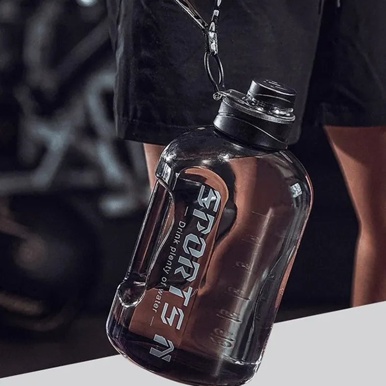 Top Water Bottles for Fitness Enthusiasts