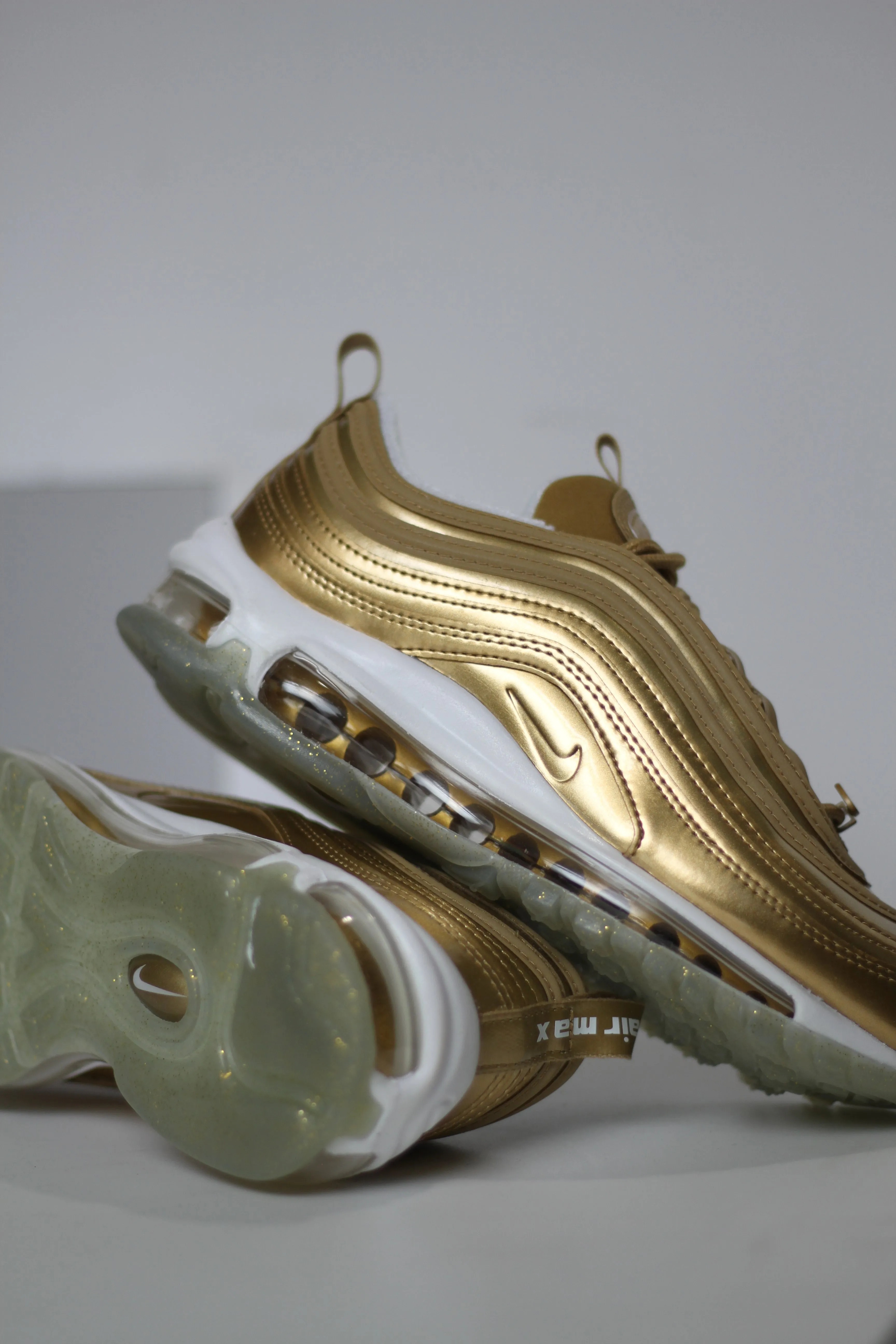 W AIR MAX 97 "METALLIC GOLD"