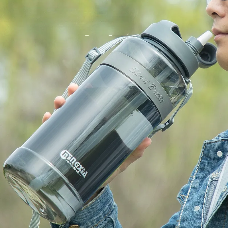 Water Bottle Large Capacity Plastic Water  with Straw Men and Women Outdoor Portable Space Bottle Sports Kettle 2000ml Cup